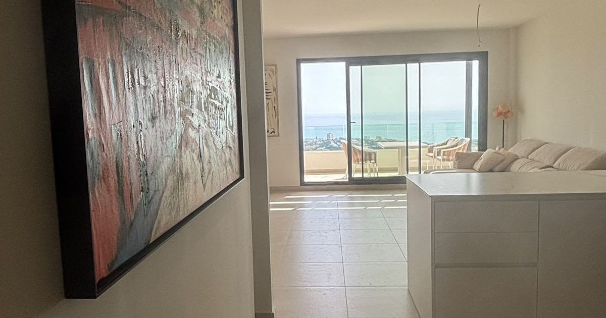 Top Floor Appartement in Benalmadena, Benalmadena, 4/12