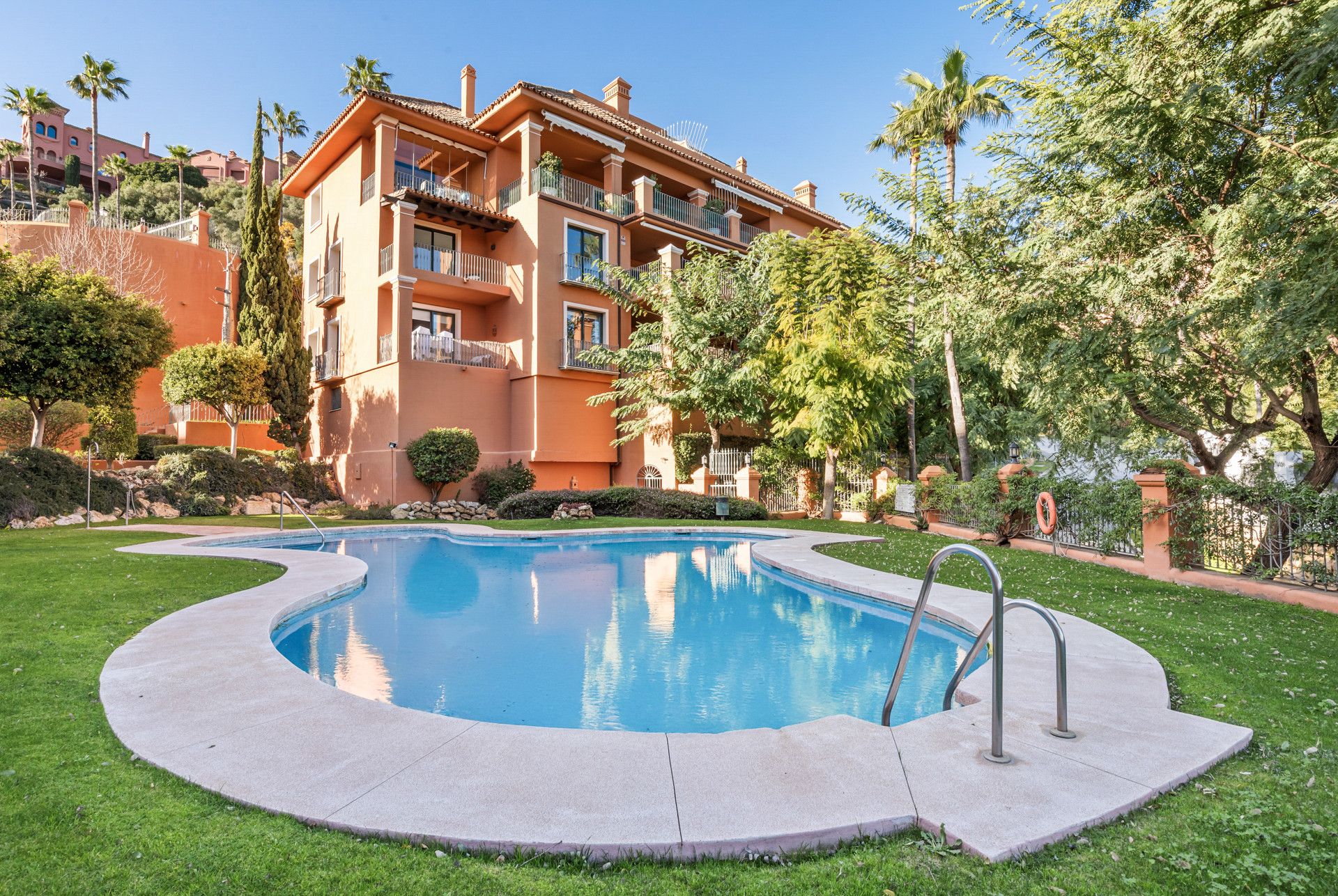 Dwupoziomowy penthouse w Benahavis, Monte Halcones, Benahavis, 2/12