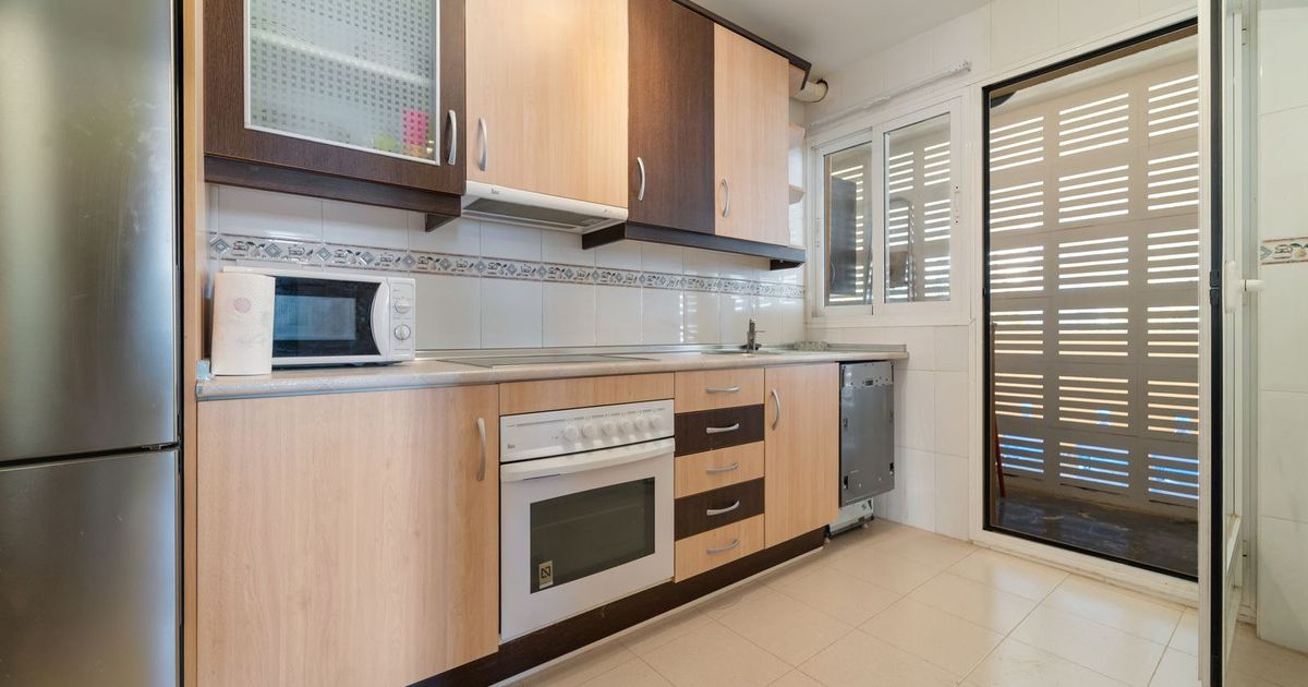 Квартира на среднем этаже в Fuengirola, Fuengirola, 8/12