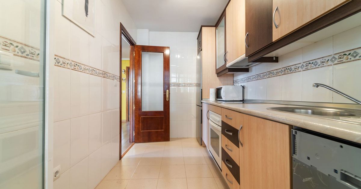 Квартира на среднем этаже в Fuengirola, Fuengirola, 9/12
