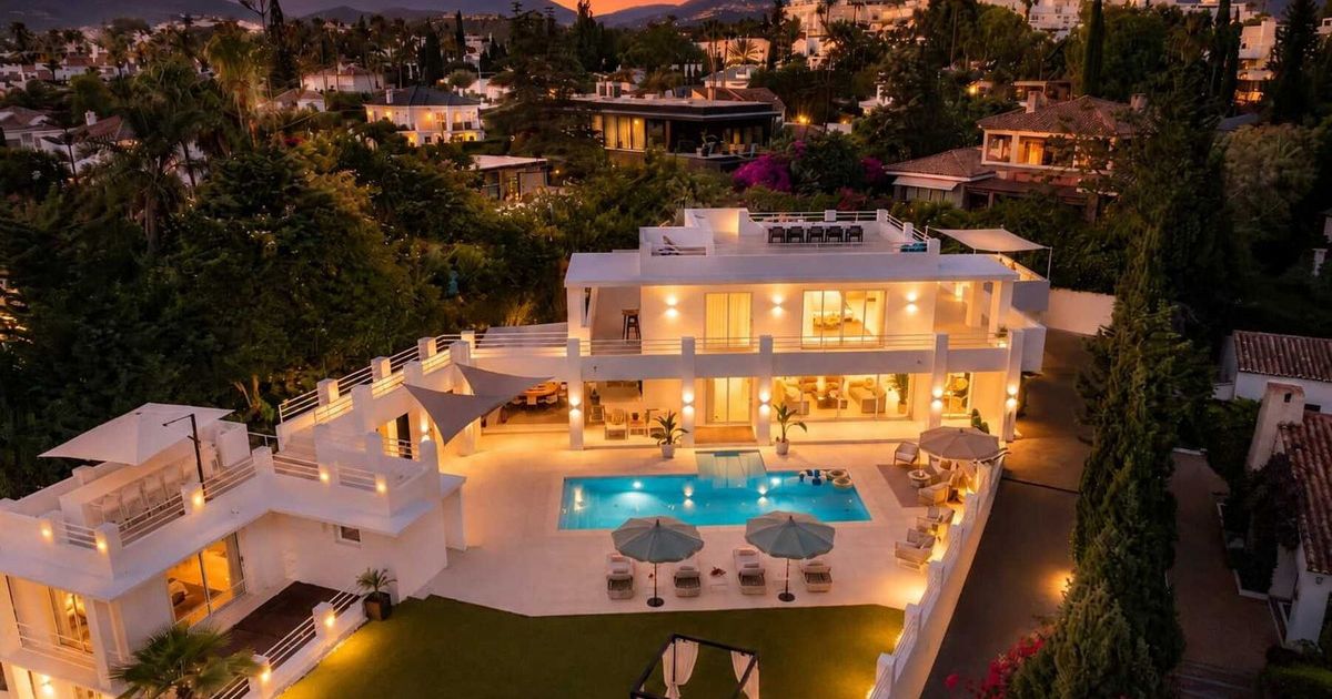 Freistehende Villa in Nueva Andalucía, Nueva Andalucía, 1/12
