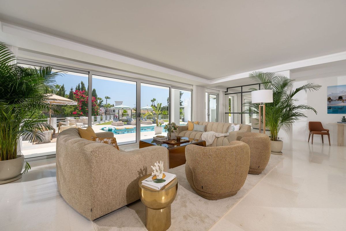 Freistehende Villa in Nueva Andalucía, Nueva Andalucía, 4/12