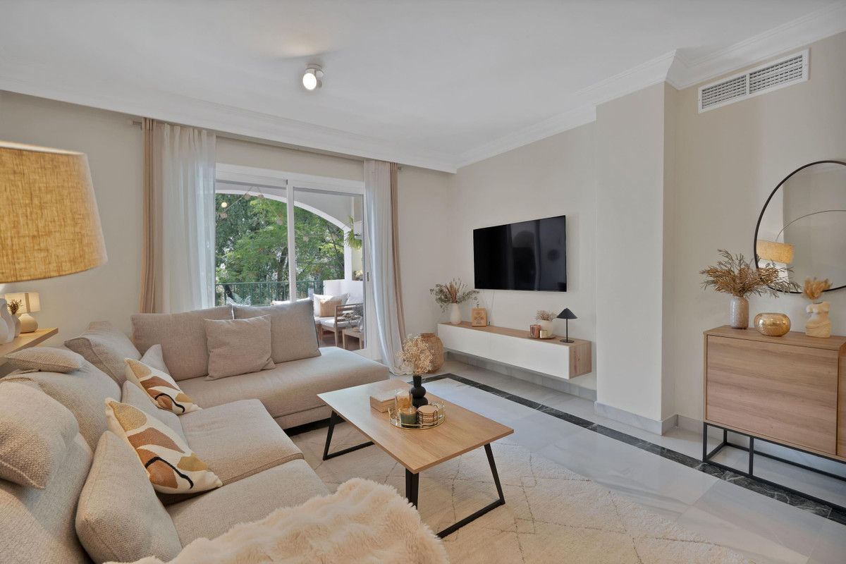 Erdgeschoss-Apartment in Marbella, Marbella, 6/12