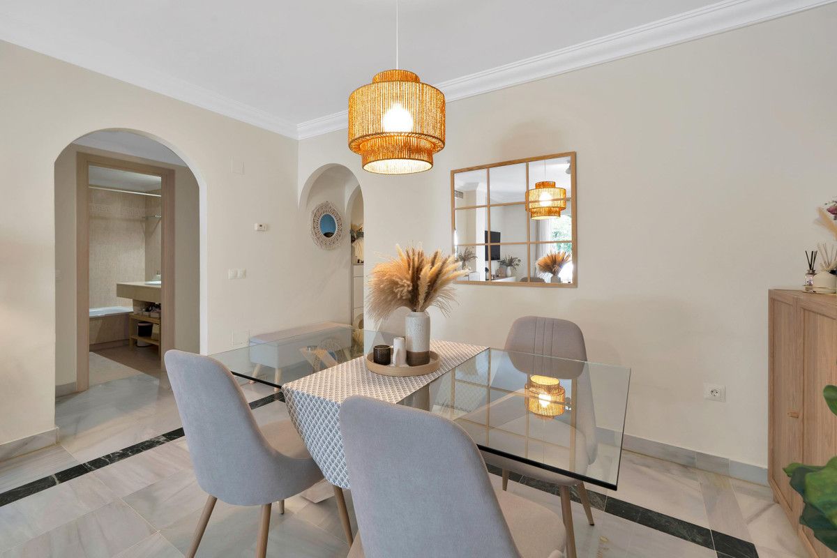 Erdgeschoss-Apartment in Marbella, Marbella, 8/12