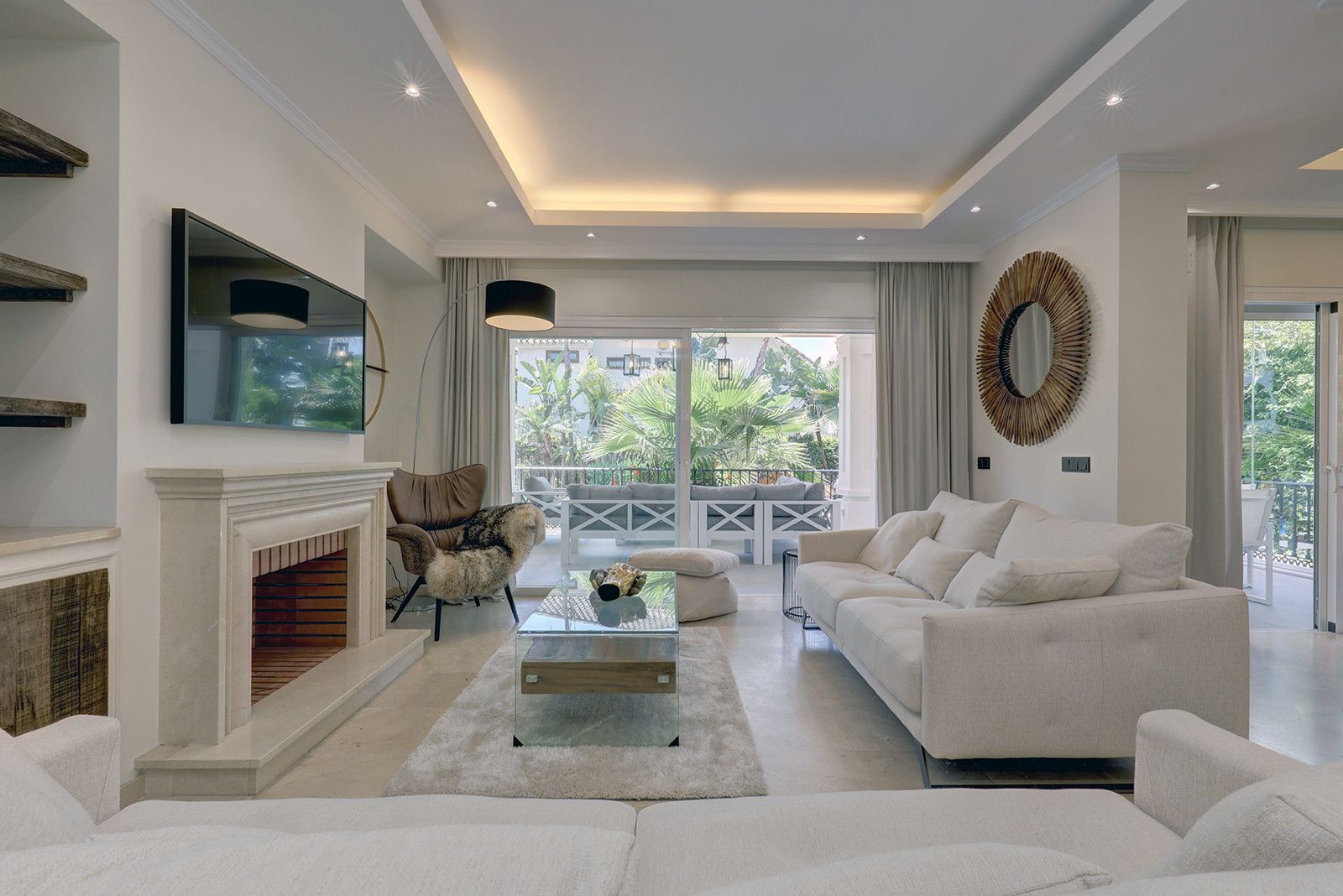 Villa en Marbella East, Cabopino, Marbella East, 2/12