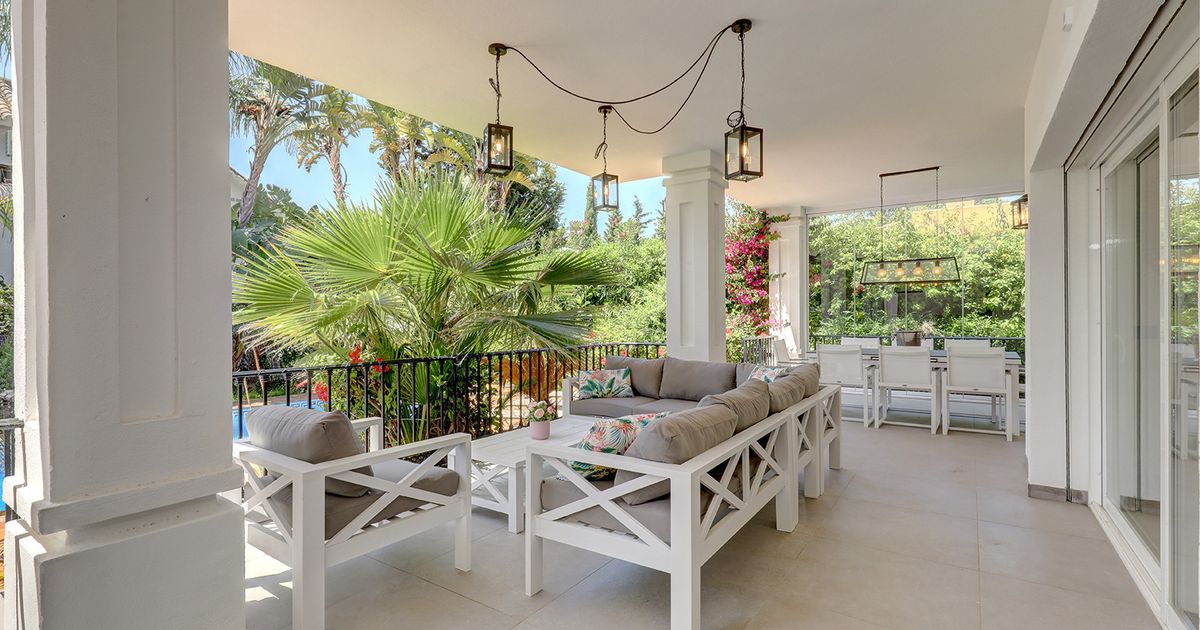 Villa en Marbella East, Cabopino, Marbella East, 7/12