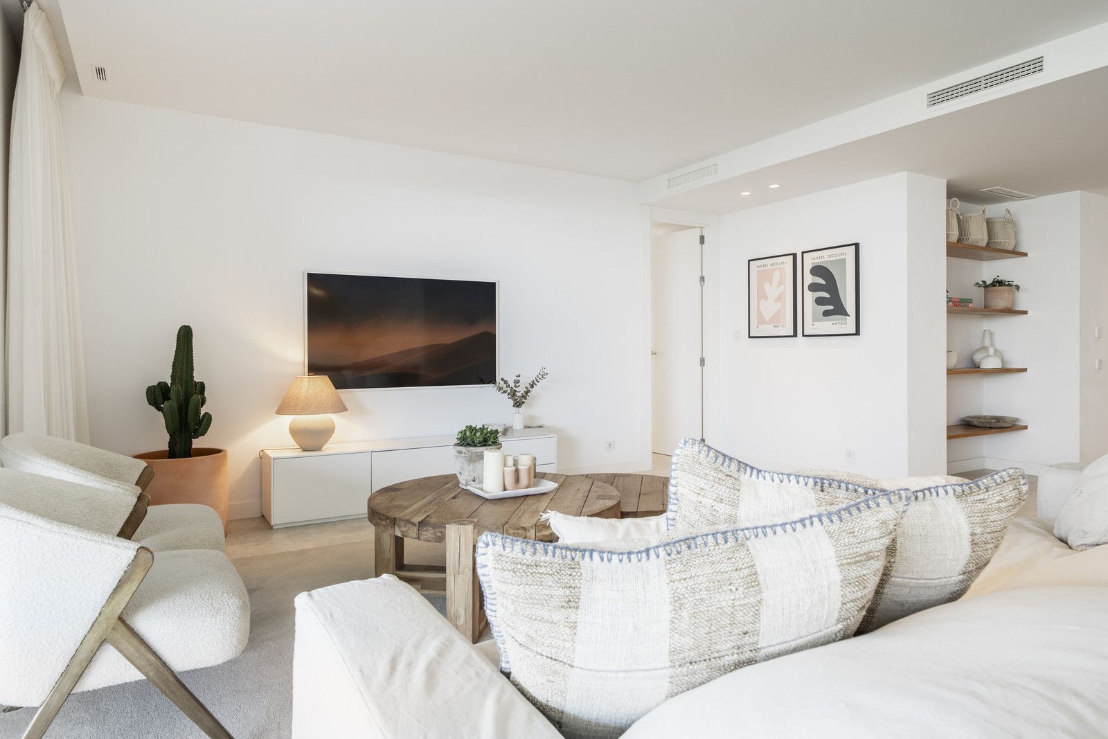 Erdgeschosswohnung in Marbella, Marbella, 6/12