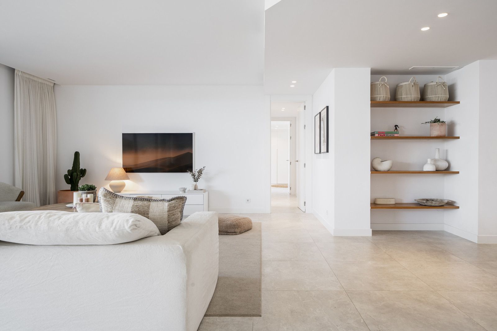 Erdgeschosswohnung in Marbella, Marbella, 7/12