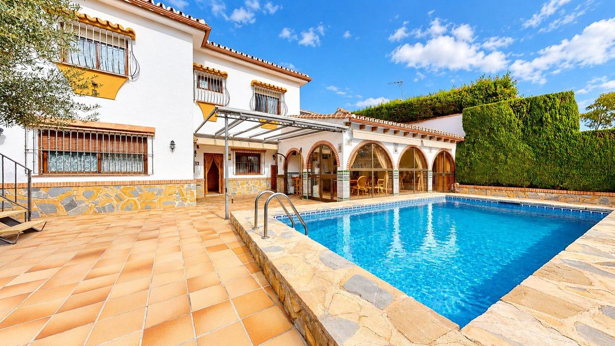 Villa Individuelle à Benalmadena, Benalmadena, 1/12