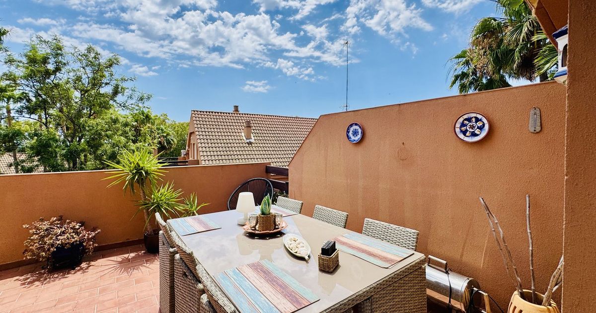 Квартира на среднем этаже в Casares Playa, Casares Playa, 9/12