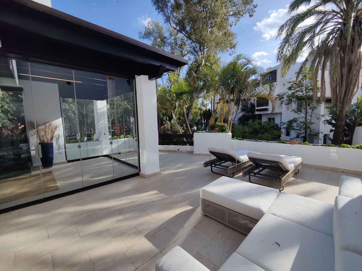 Penthouse Duplex in Puerto Banús, Puerto Banús, 2/12