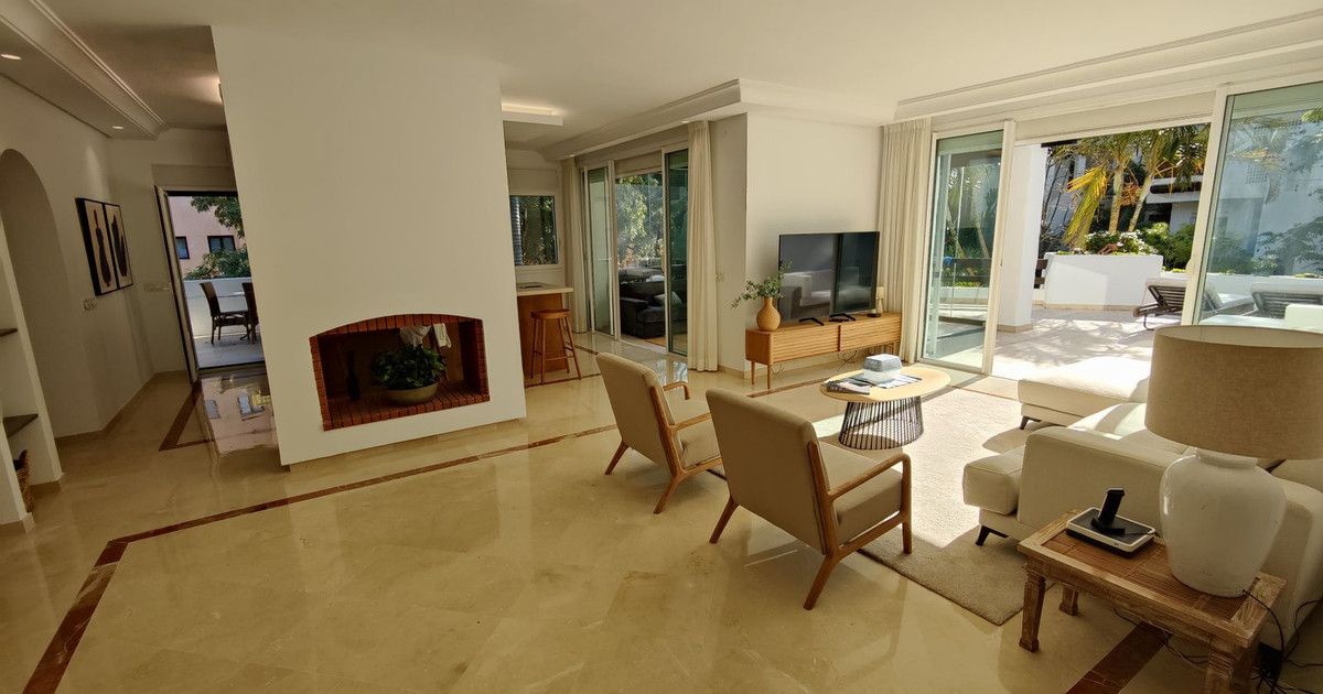 Penthouse Duplex in Puerto Banús, Puerto Banús, 4/12