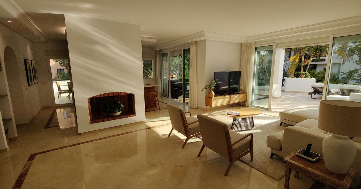 Penthouse Duplex in Puerto Banús, Puerto Banús, 5/12