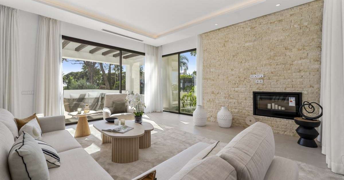 Villa in Marbella, Marbella, 2/12