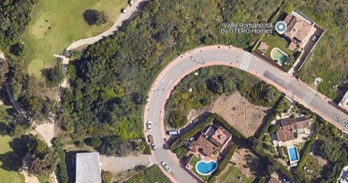 Plot in Estepona, Valle Romano, Estepona, 2/9
