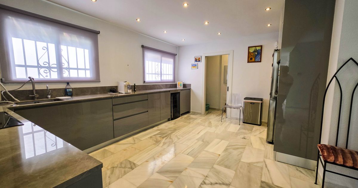 Parhus i Manilva, La Duquesa, Manilva, 12/12
