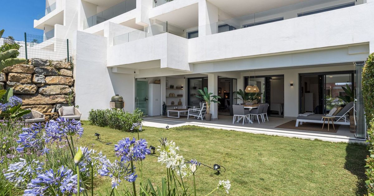 Erdgeschosswohnung in Estepona, Estepona, 3/12