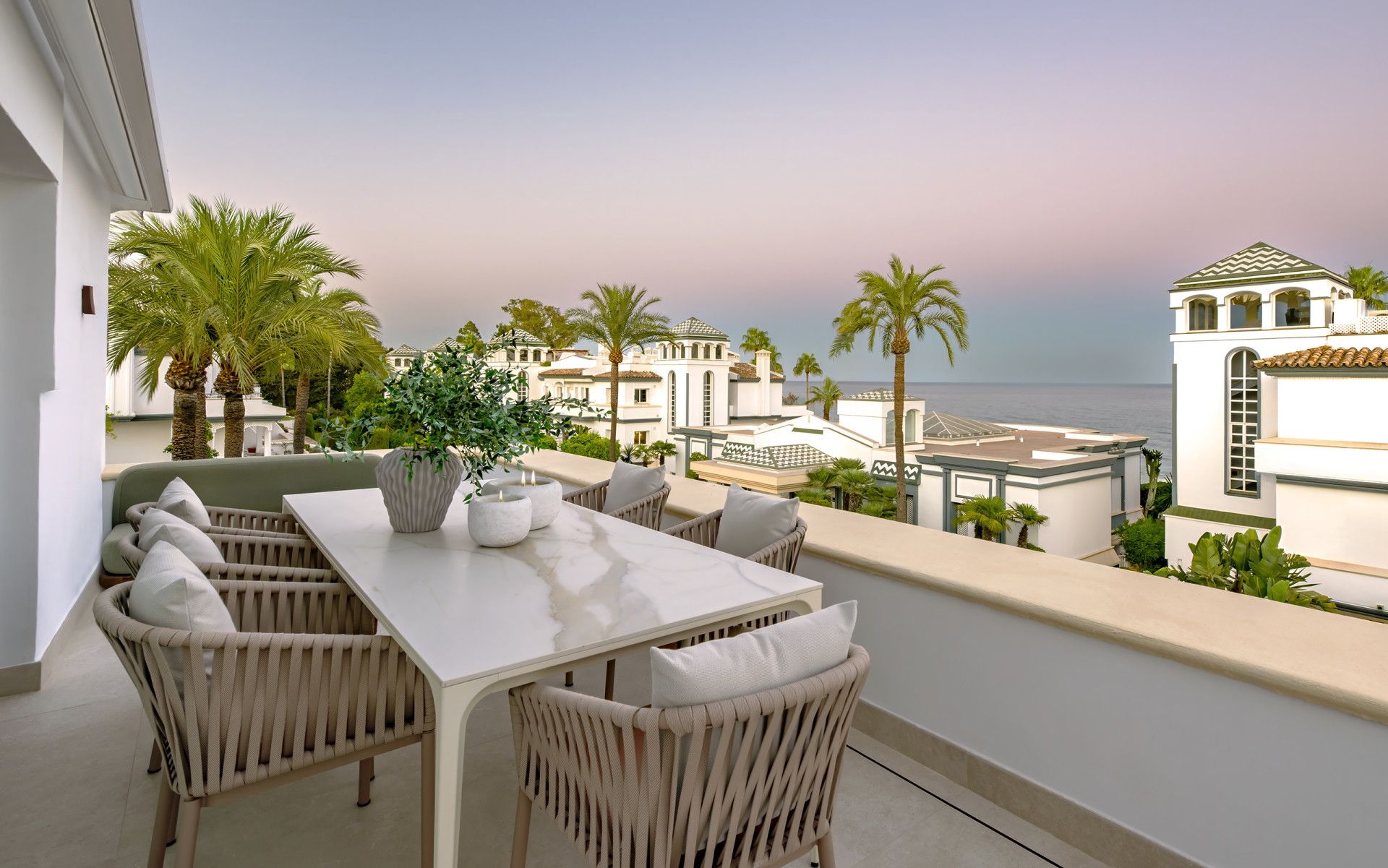 Penthouse in Estepona, Dominion Beach, Estepona, 2/12