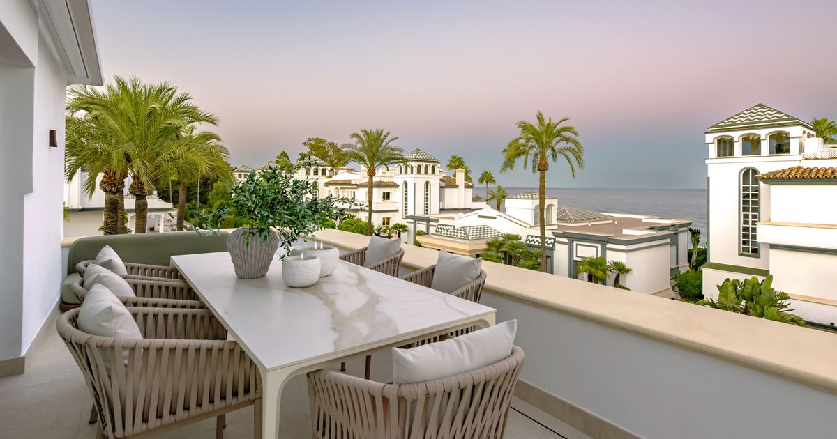 Penthouse in Estepona, Dominion Beach, Estepona, 2/12