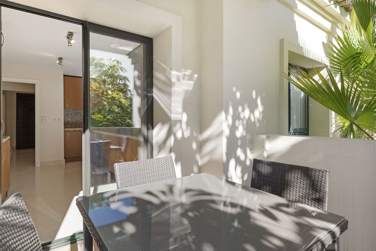 Appartement en Rez-de-Chaussée à Benahavís, Benahavís, 12/12