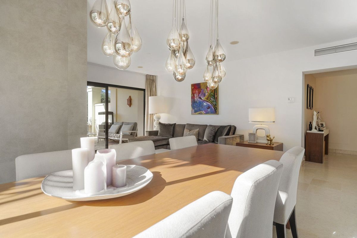 Appartement en Rez-de-Chaussée à Benahavís, Benahavís, 7/12