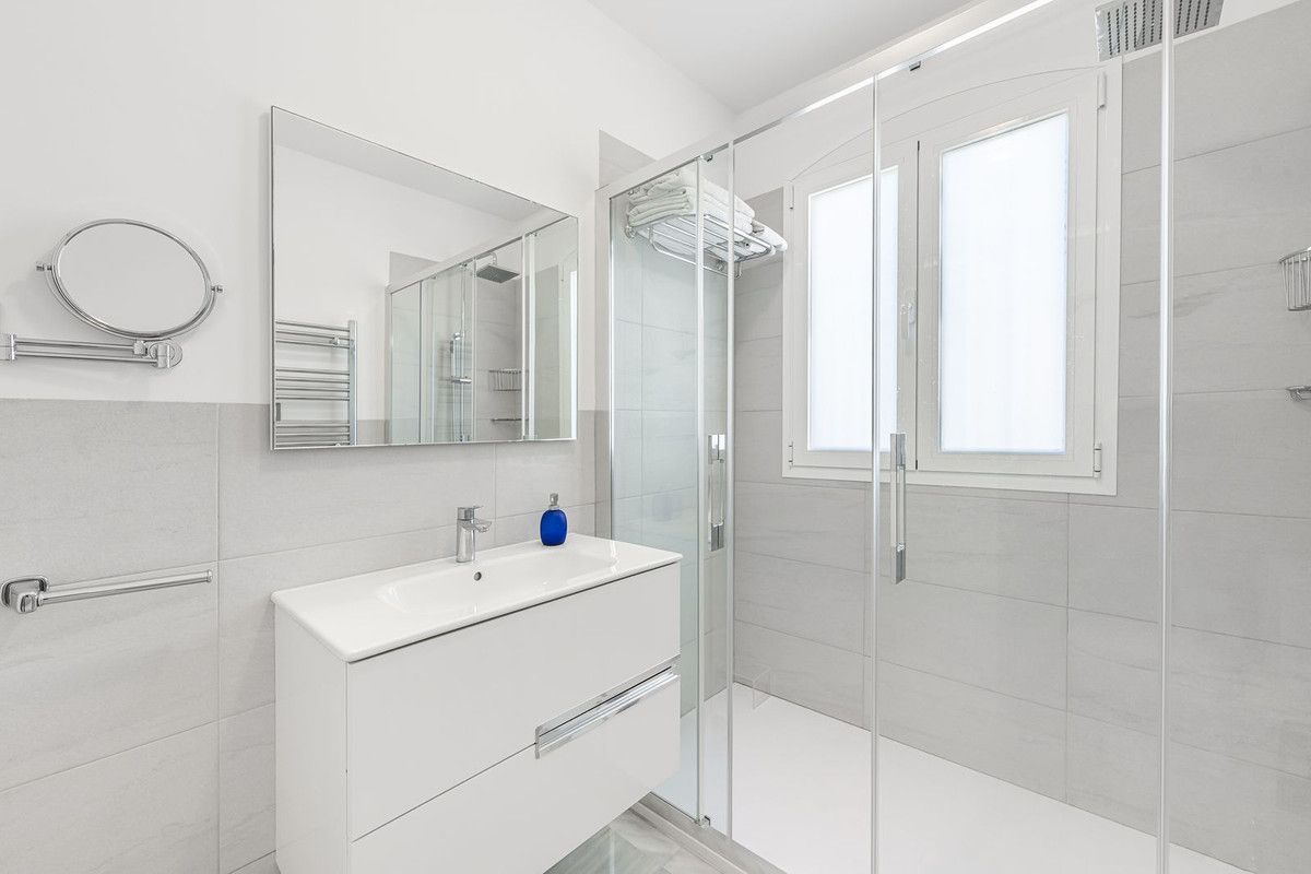 Townhouse in Marbella, Marbella, 12/12