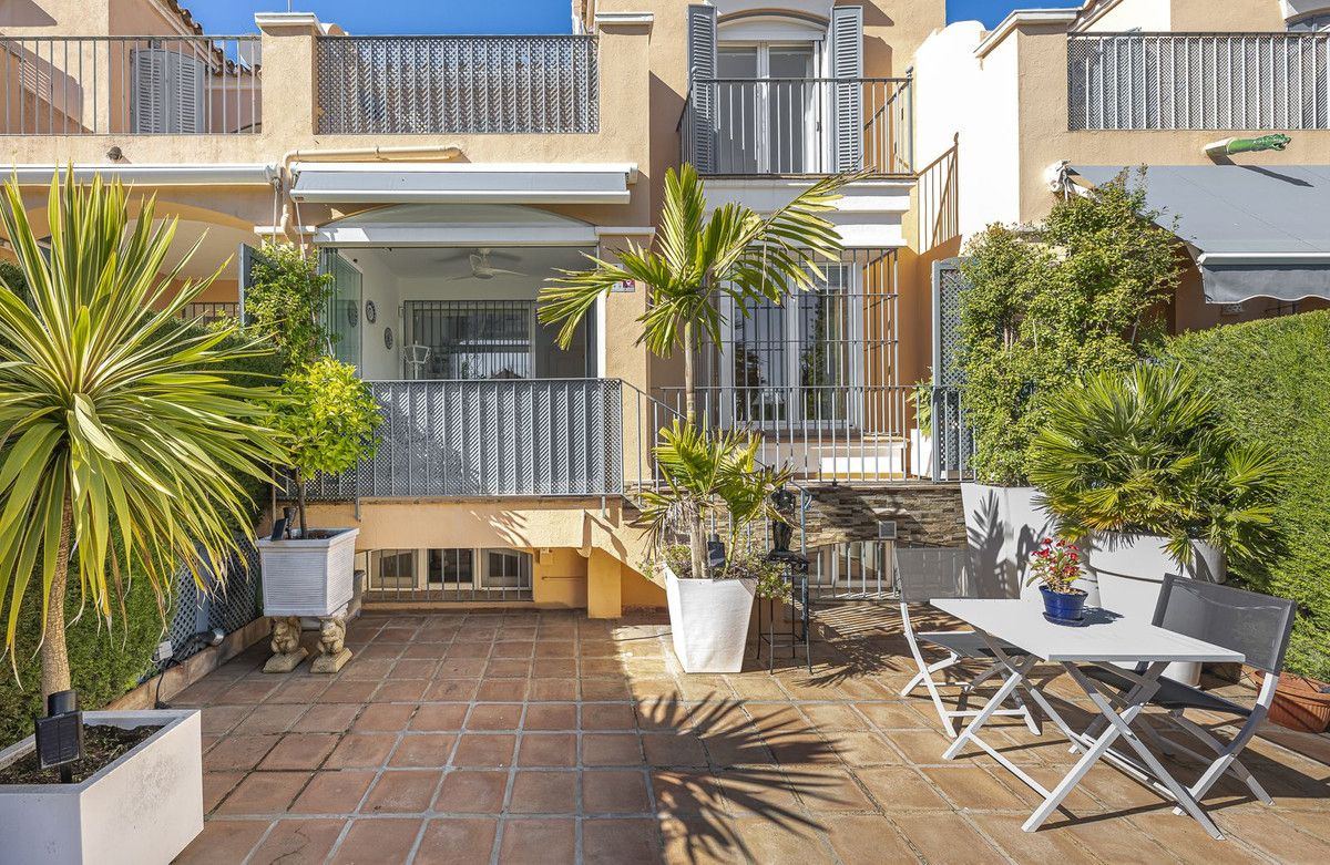 Townhouse in Marbella, Marbella, 3/12