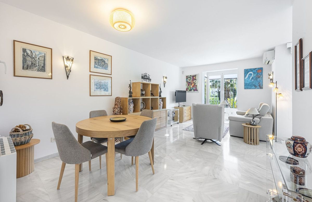 Townhouse in Marbella, Marbella, 7/12