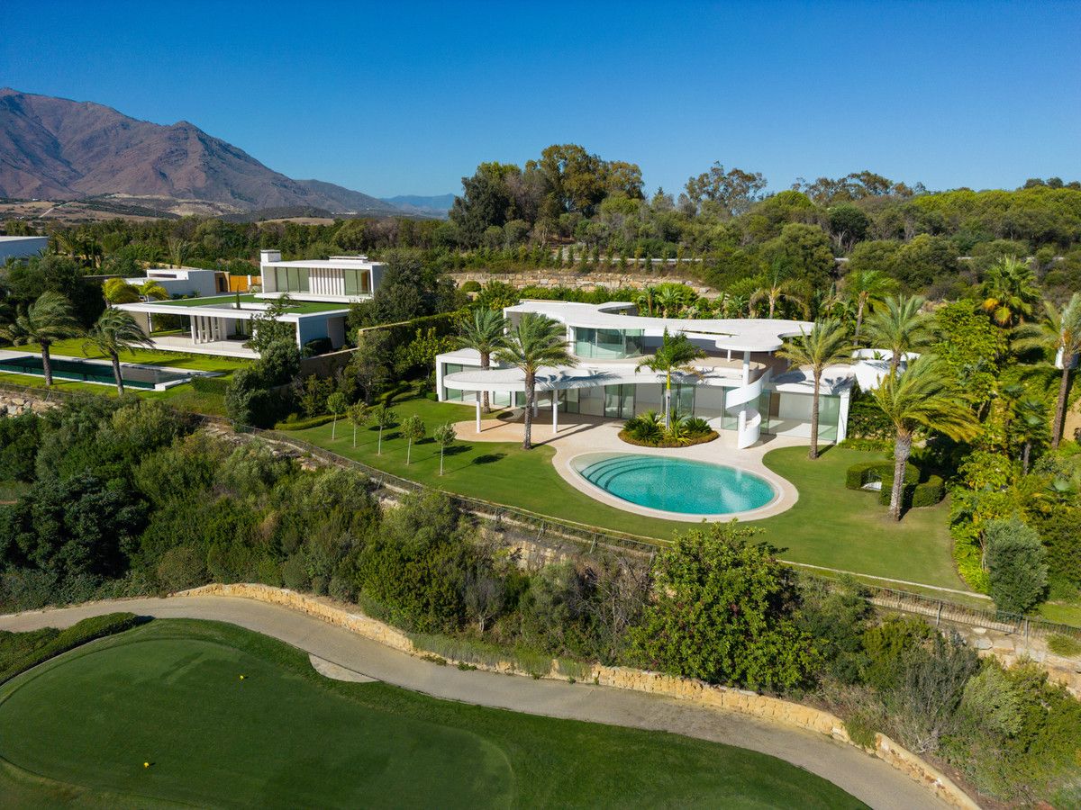 Отдельная вилла в Casares, Casares, 2/12