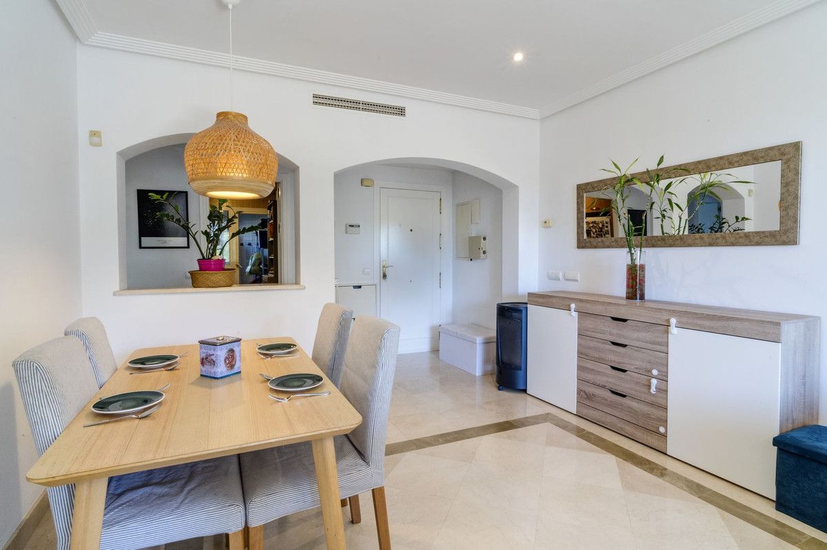 Apartament na środkowym piętrze w Los Arqueros, Los Arqueros, 3/12