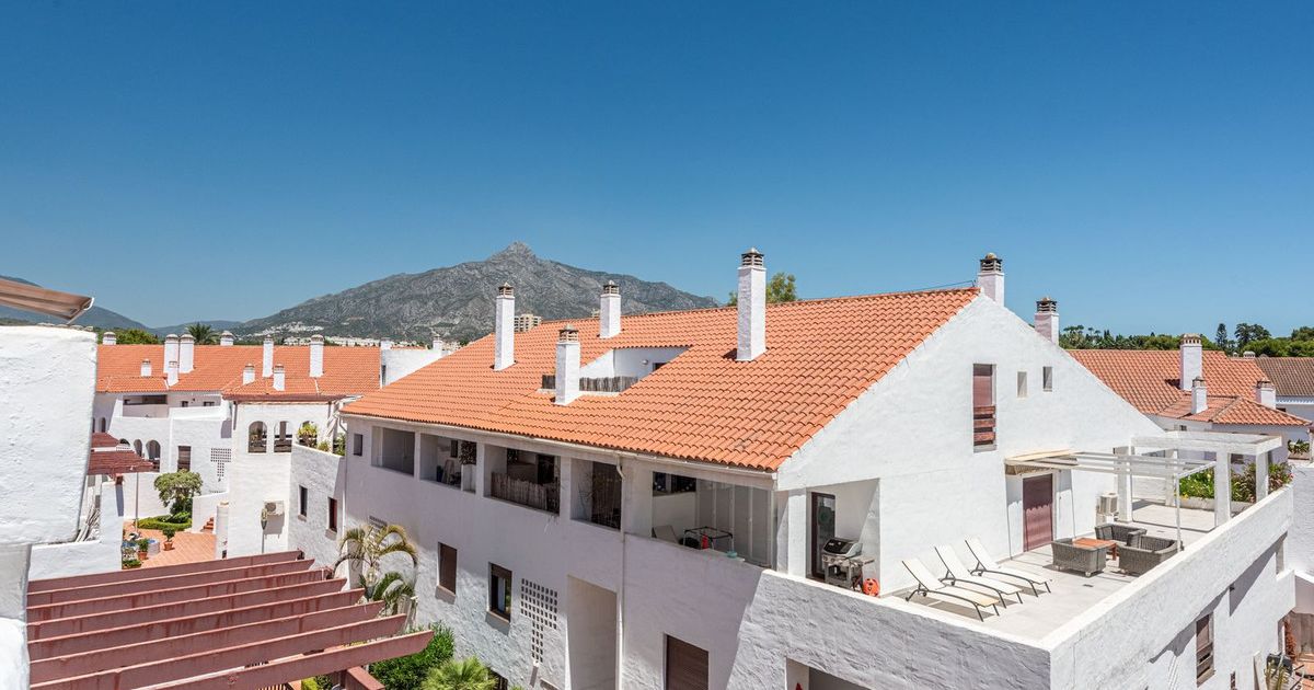Etagenwohnung in Nueva Andalucía, Nueva Andalucía, 8/12