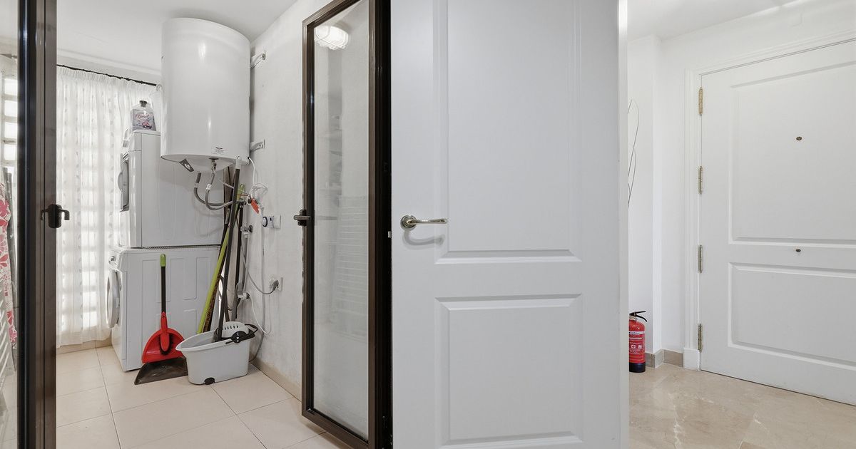 Appartement à l'étage intermédiaire à San Luis de Sabinillas, San Luis de Sabinillas, 12/12