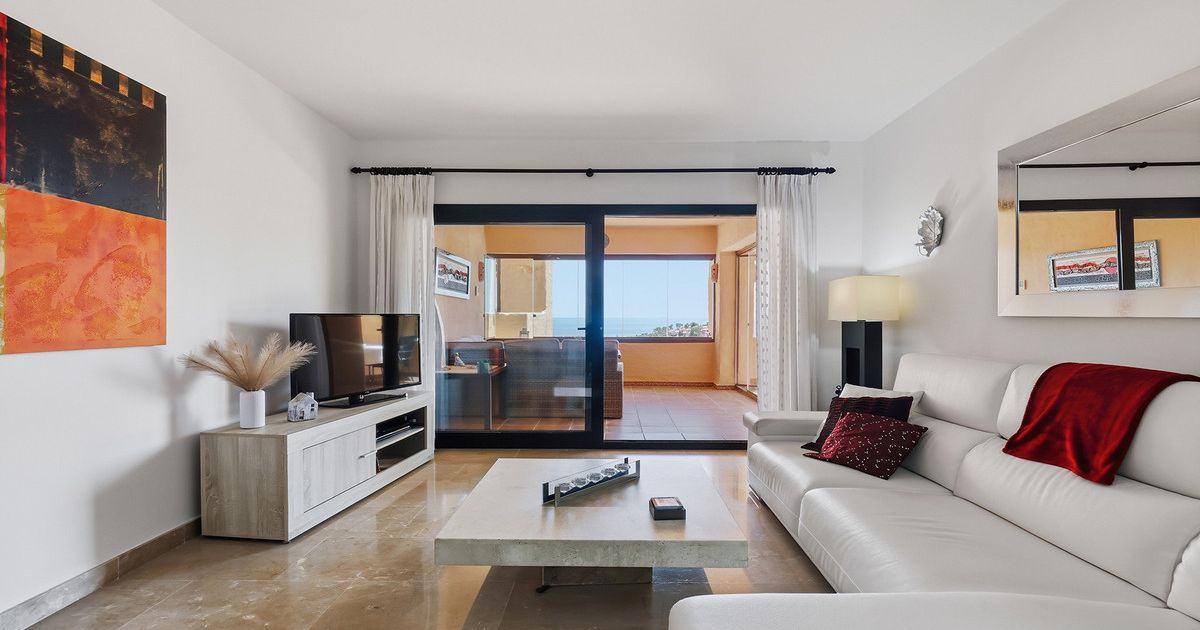 Appartement à l'étage intermédiaire à San Luis de Sabinillas, San Luis de Sabinillas, 3/12