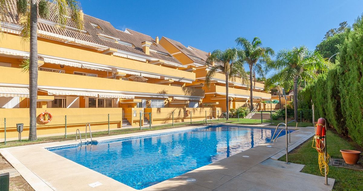 Appartement en rez-de-chaussée à Elviria, Elviria, 1/12