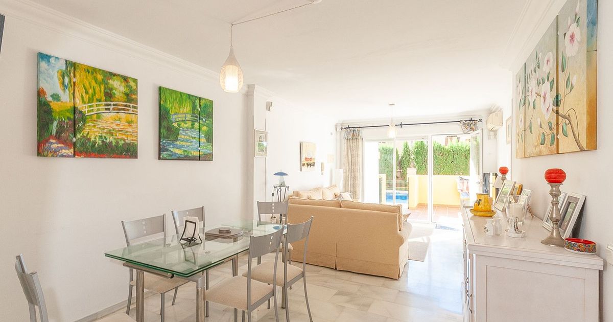 Appartement en rez-de-chaussée à Elviria, Elviria, 11/12