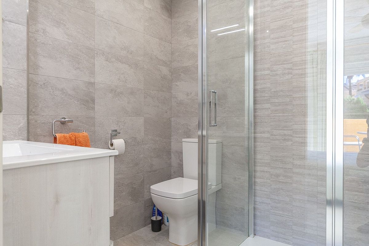 Appartement en rez-de-chaussée à Elviria, Elviria, 7/12