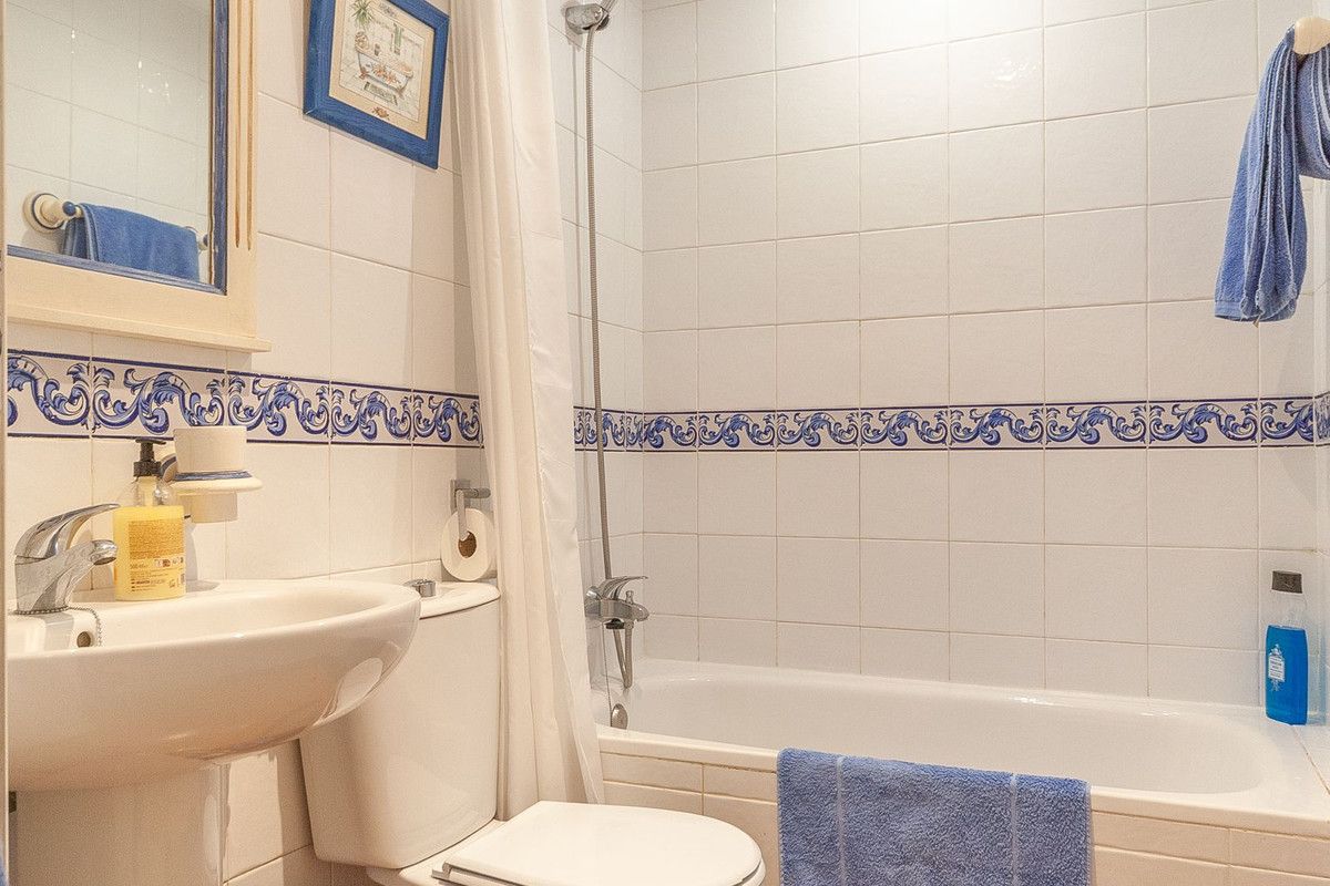 Appartement en rez-de-chaussée à Elviria, Elviria, 9/12