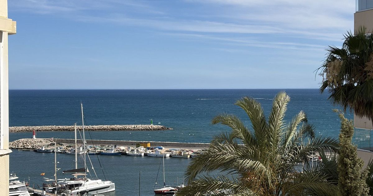 Apartamento en planta media en Estepona, Estepona, 1/12