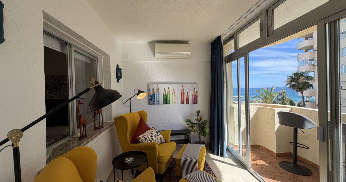 Apartamento en planta media en Estepona, Estepona, 2/12