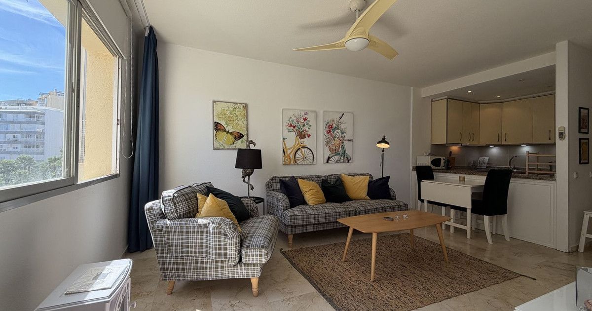 Apartamento en planta media en Estepona, Estepona, 3/12
