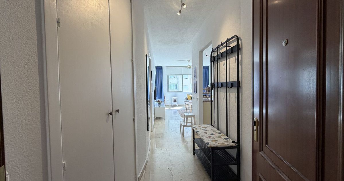 Apartamento en planta media en Estepona, Estepona, 6/12