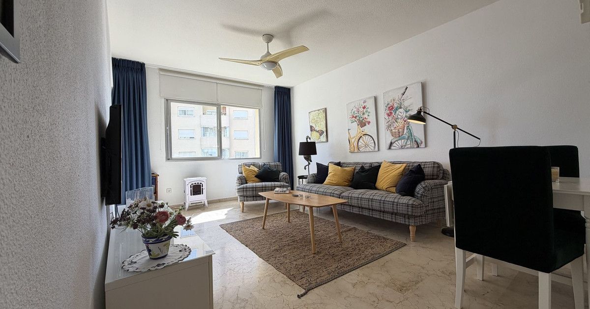 Apartamento en planta media en Estepona, Estepona, 7/12