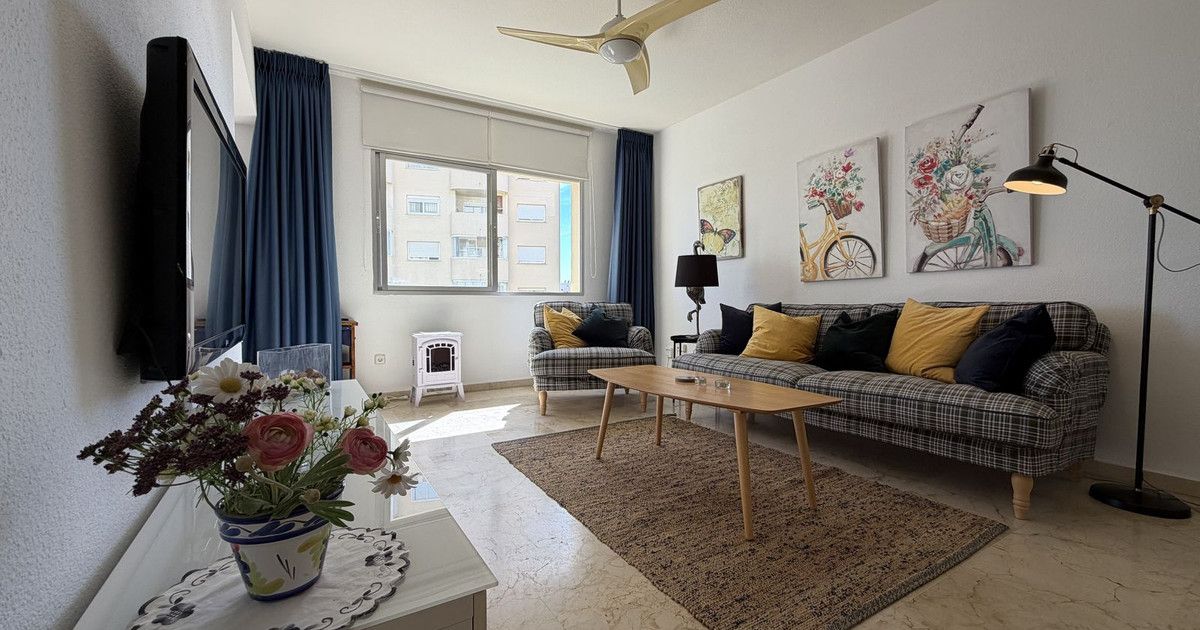 Apartamento en planta media en Estepona, Estepona, 10/12