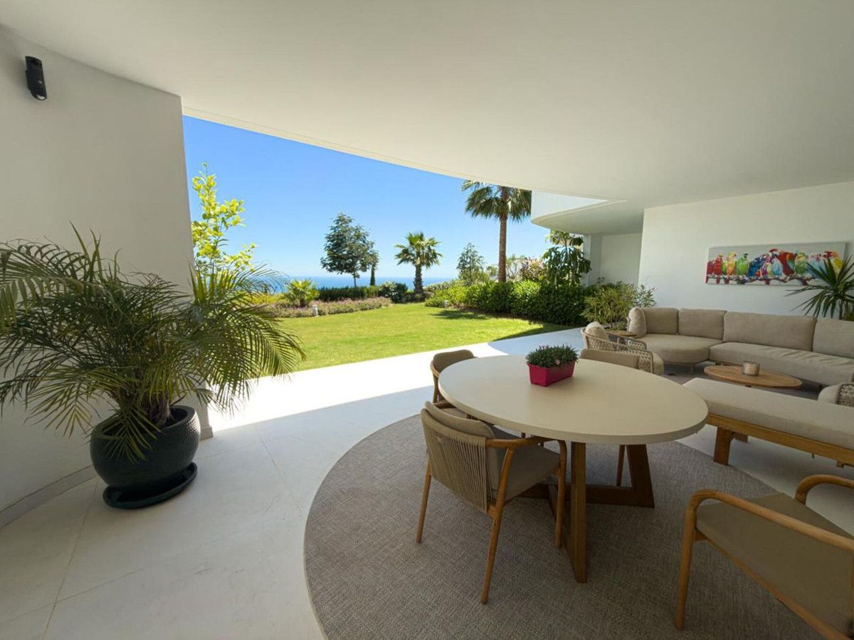 Gelijkvloers appartement in Marbella, Marbella, 1/12