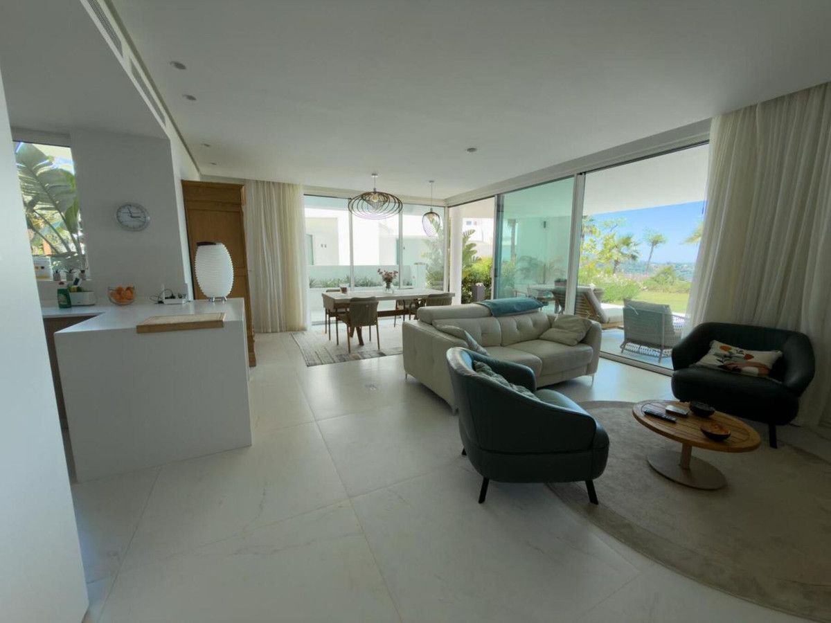 Gelijkvloers appartement in Marbella, Marbella, 4/12