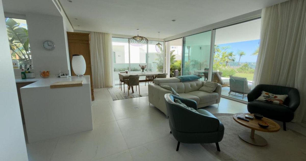 Gelijkvloers appartement in Marbella, Marbella, 4/12