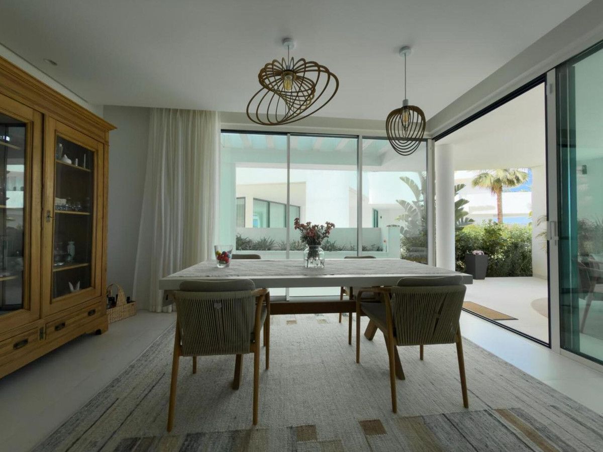 Gelijkvloers appartement in Marbella, Marbella, 5/12