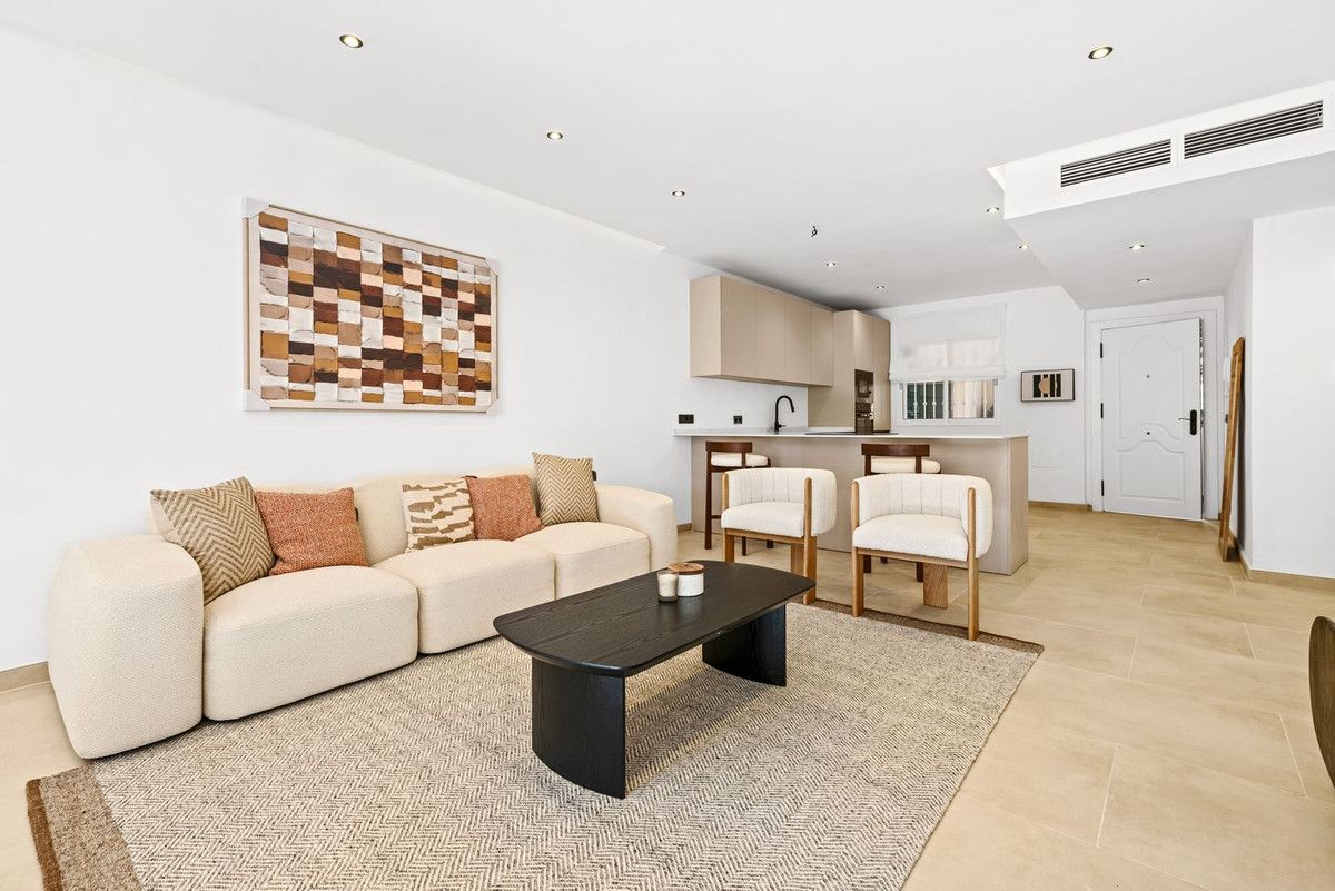 Ground Floor Apartment in Nueva Andalucía, Nueva Andalucía, 3/12