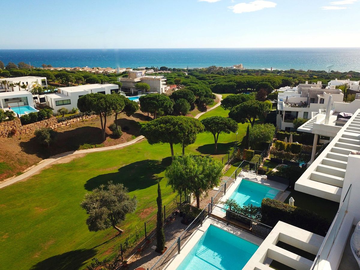 Townhouse in Artola, Artola, 1/12