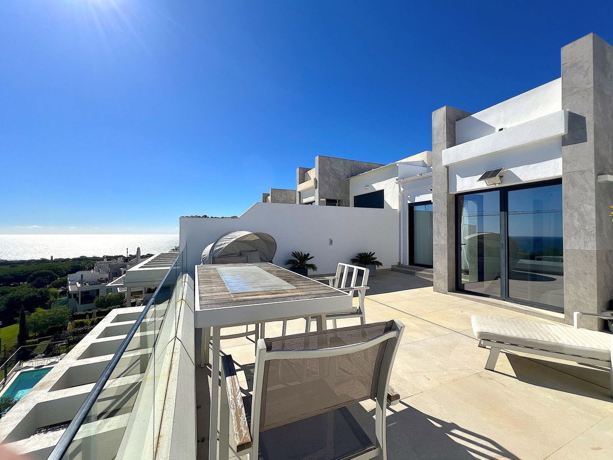 Townhouse in Artola, Artola, 12/12
